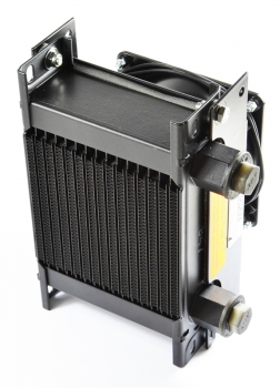 Air-Oil cooler
type LK SAE 2/1,5-4-24V DC
